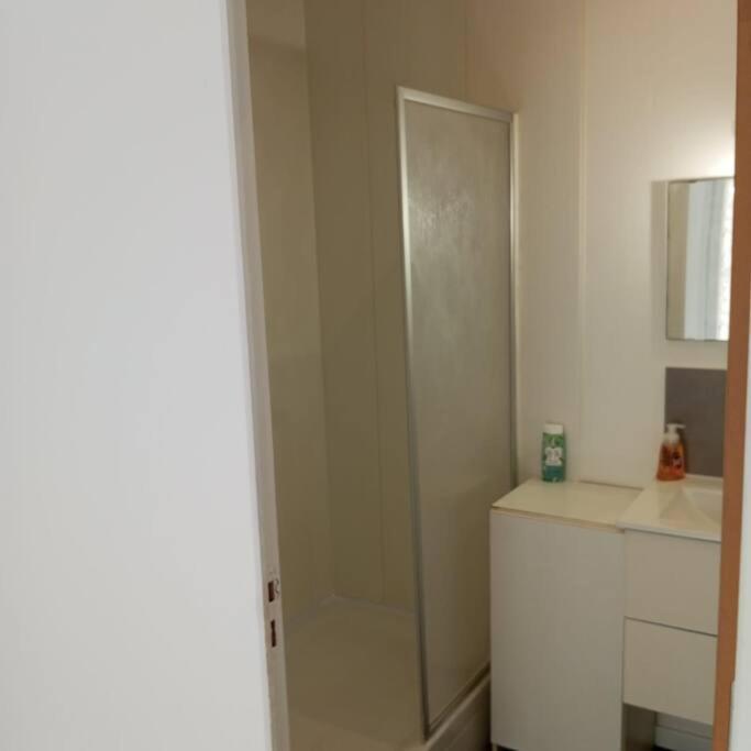 Studio De 14M2 Dans Une Maison Cagnes-sur-Mer Zewnętrze zdjęcie